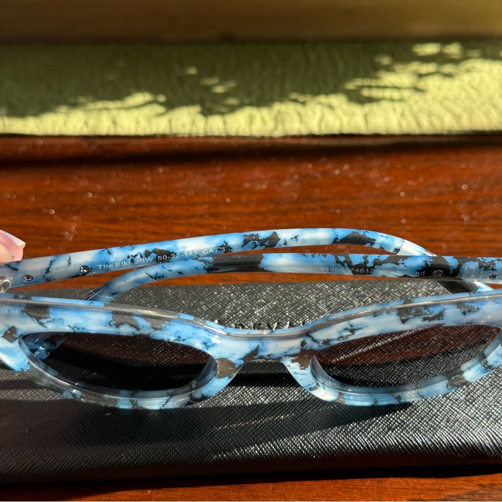 Price Revaux the Kiki polarized Sunglasses blue tortoise and case - Picture 6 of 9